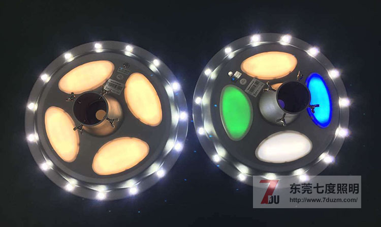 东莞花季传媒APP下载安装照明UFO飞碟型一体化太阳能LED庭院灯亮灯图片展示