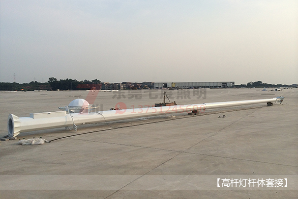 广场自动升降式花季传媒黄版下载杆体套接现场图片